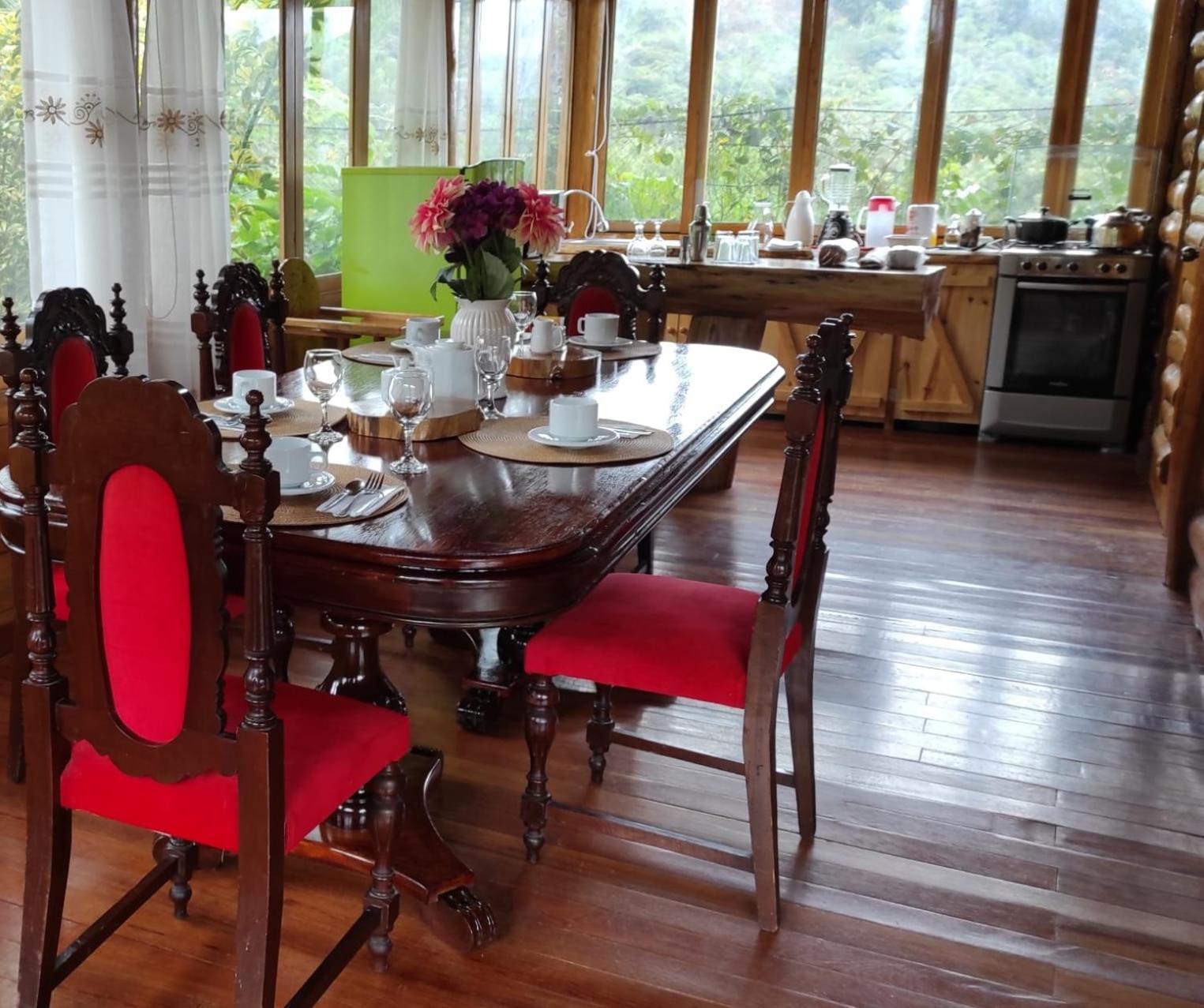 Hassinger Ranch Cabanas Oxapampa Zimmer foto
