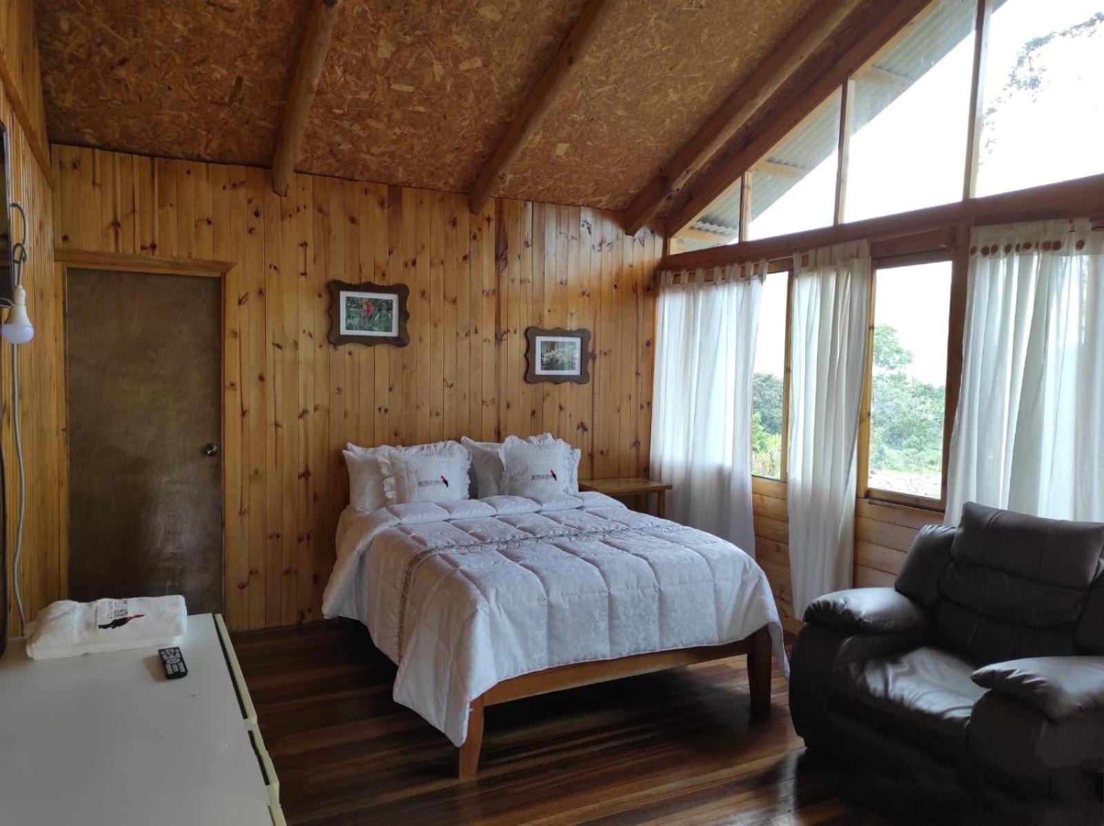 Hassinger Ranch Cabanas Oxapampa Zimmer foto