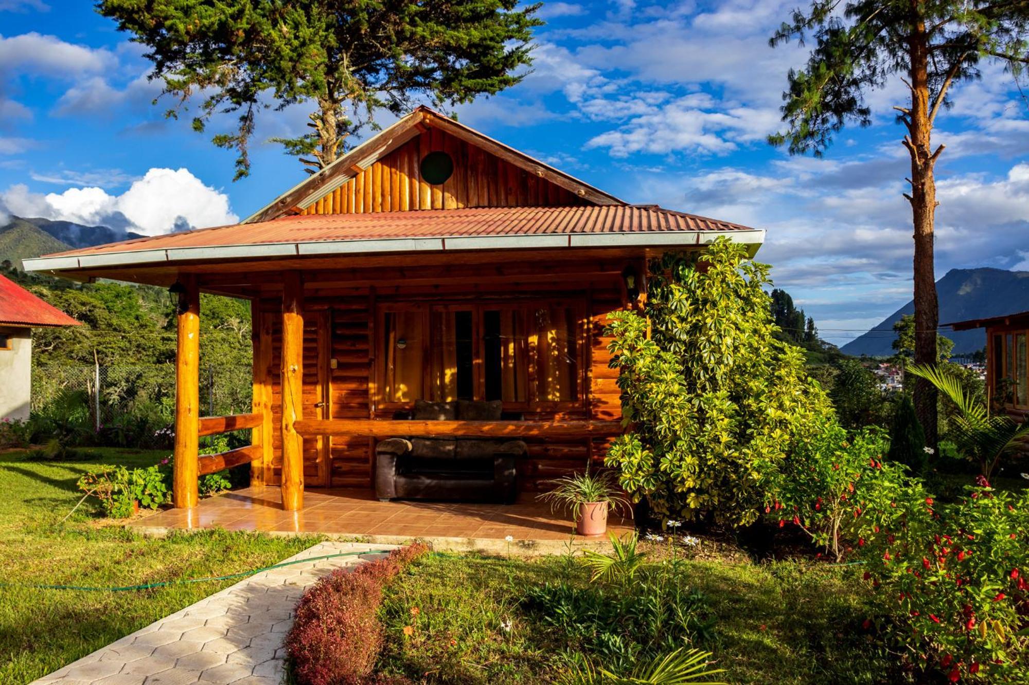Hassinger Ranch Cabanas Oxapampa Exterior foto