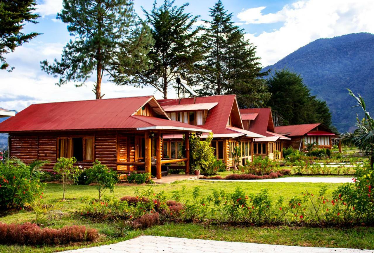 Hassinger Ranch Cabanas Oxapampa Exterior foto